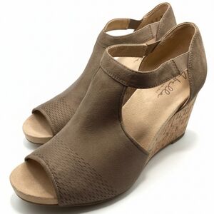 Abella✨️ Size 7 Gorgeous Women's Tan Hydra Cork Wedge Sandals